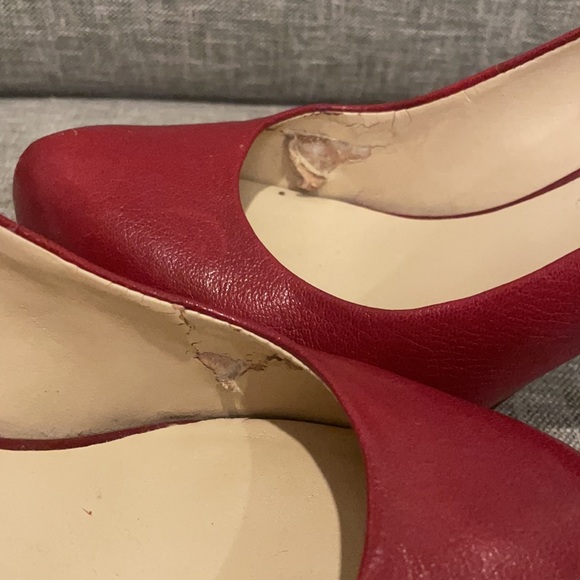 Red Franco Sarto heels - Picture 2 of 4